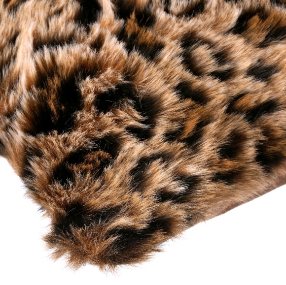 šLeopard Animal Print Faux Fur Soft Throw Pillow - Picture 6 of 6